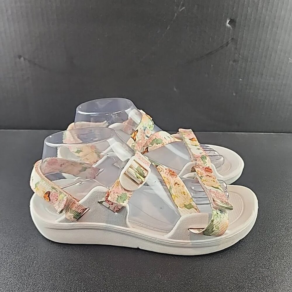 Blowfish Malibu Adjustable Straps Flower Sandals